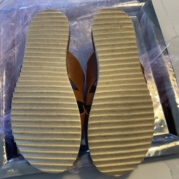 Ladies Sandals - Picture 7 of 8